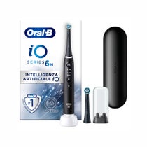 Oral-B iO6 Cepillo de dientes eléctrico recargable negro con estuche de viaje-0
