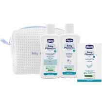 Chicco Baby Moments Trousse Beauté Peaux Délicates Bleu Clair Gel Douche 200 ml + Shampoing 200 ml + Savon Solide 100 ml-1